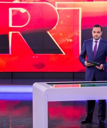 دورة مهارات التقديم التلفزيوني