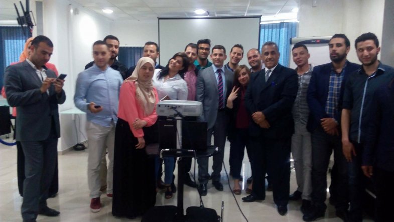 إتمام دورة الصحافة الاقتصادية